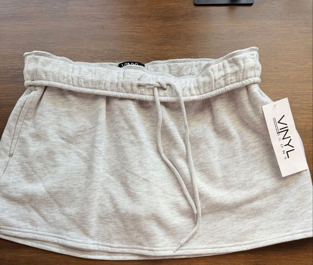 Vinyl Icons Gray Knit Skort Drawstring Waist Casual Mini Skirt Skort Size XS NWT